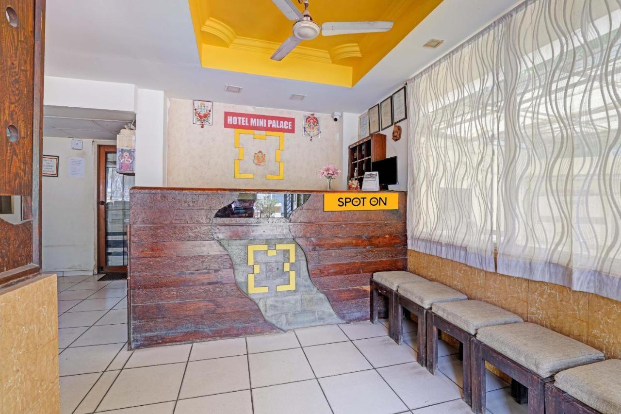 Oyo Flagship 80463 Hotel Mini Palace Vadodara Dış mekan fotoğraf