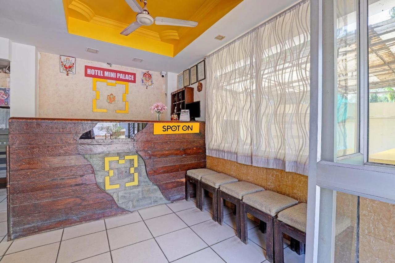 Oyo Flagship 80463 Hotel Mini Palace Vadodara Dış mekan fotoğraf